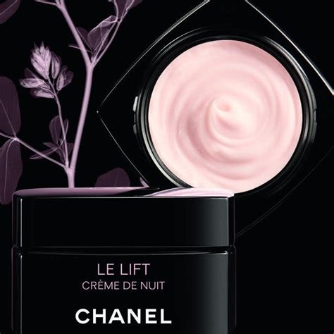 LE LIFT CRÈME DE NUIT Smoothing and Firming 